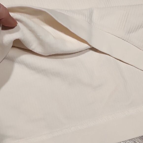 EUC Ivory Pressbox UMC Prembroke Ribbed Sweatshirt - Picture 4 of 7